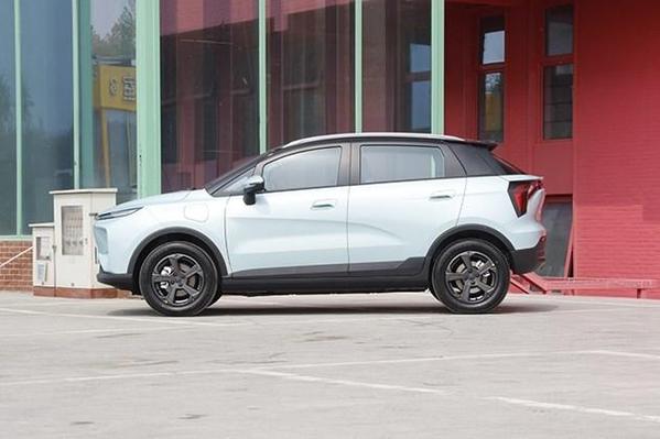 几何E正式发布 几何汽车第四款产品定位新能源小型SUV